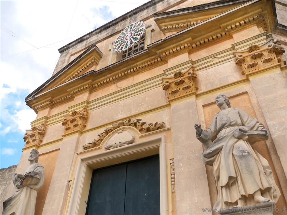 Scorrano (Lecce) - Facciata della Chiesa di Santa Maria della Luce